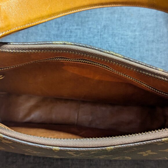 100% Authentic Vintage Louis Vuitton Hobo Bag - Picture 6 of 10